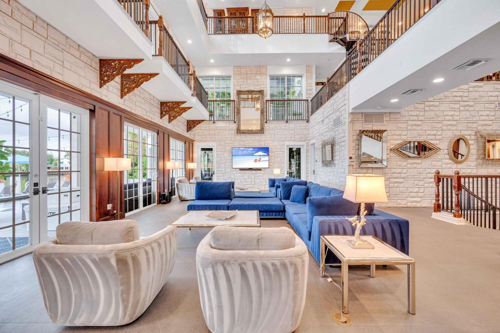 The Modern Castle Canal View Access Rooftop Living Greenhouse Vlllas Fort Lauderdale Exteriör bild